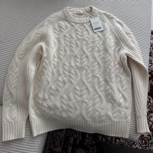 Everlane Off-White Cable Knit Sweater